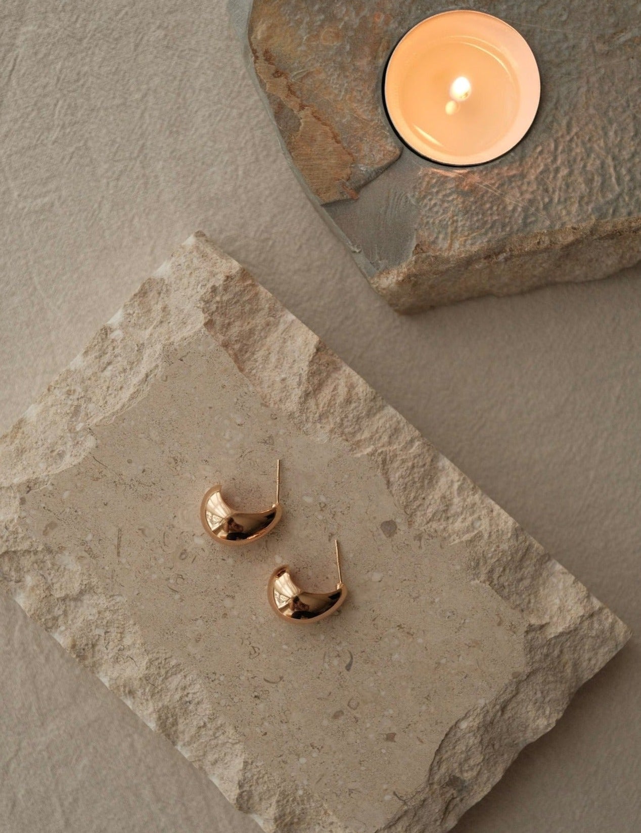 18K Dome Earring - NOV ACCESSORIES