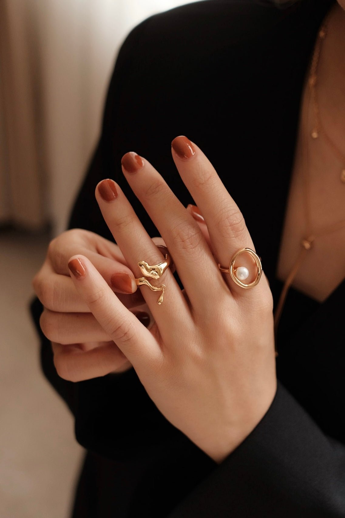 18K Irregular Oval Ring - NOV ACCESSORIES