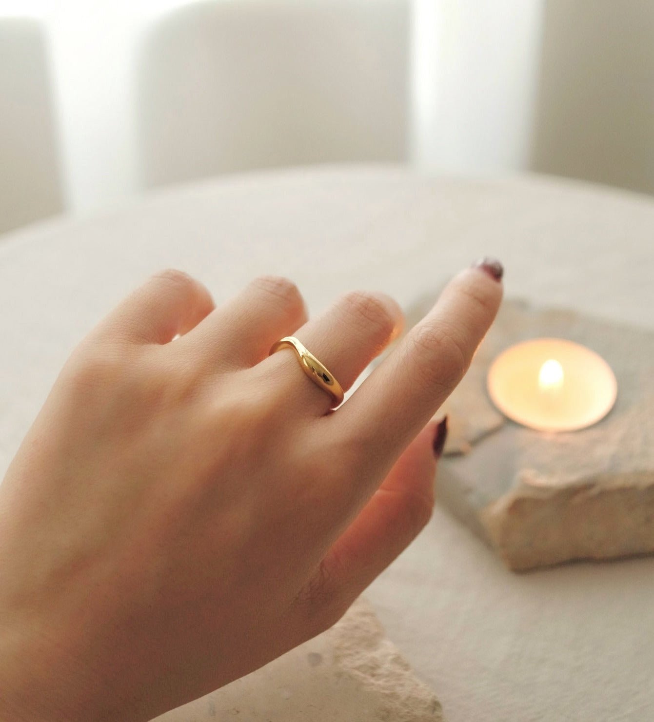 18K Minimalism Line Ring - NOV ACCESSORIES