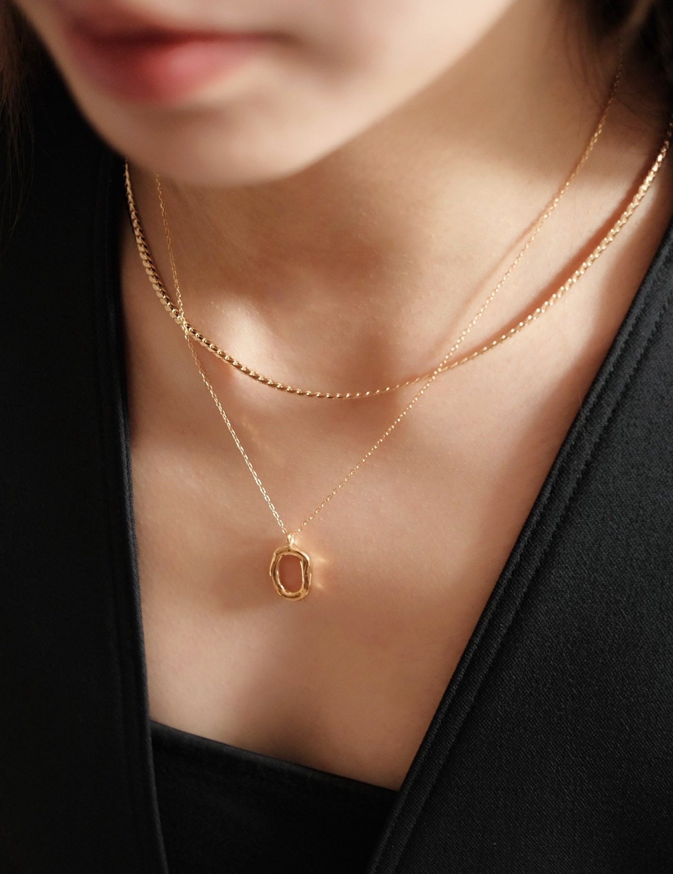 18K Simple Oval Necklace - NOV ACCESSORIES