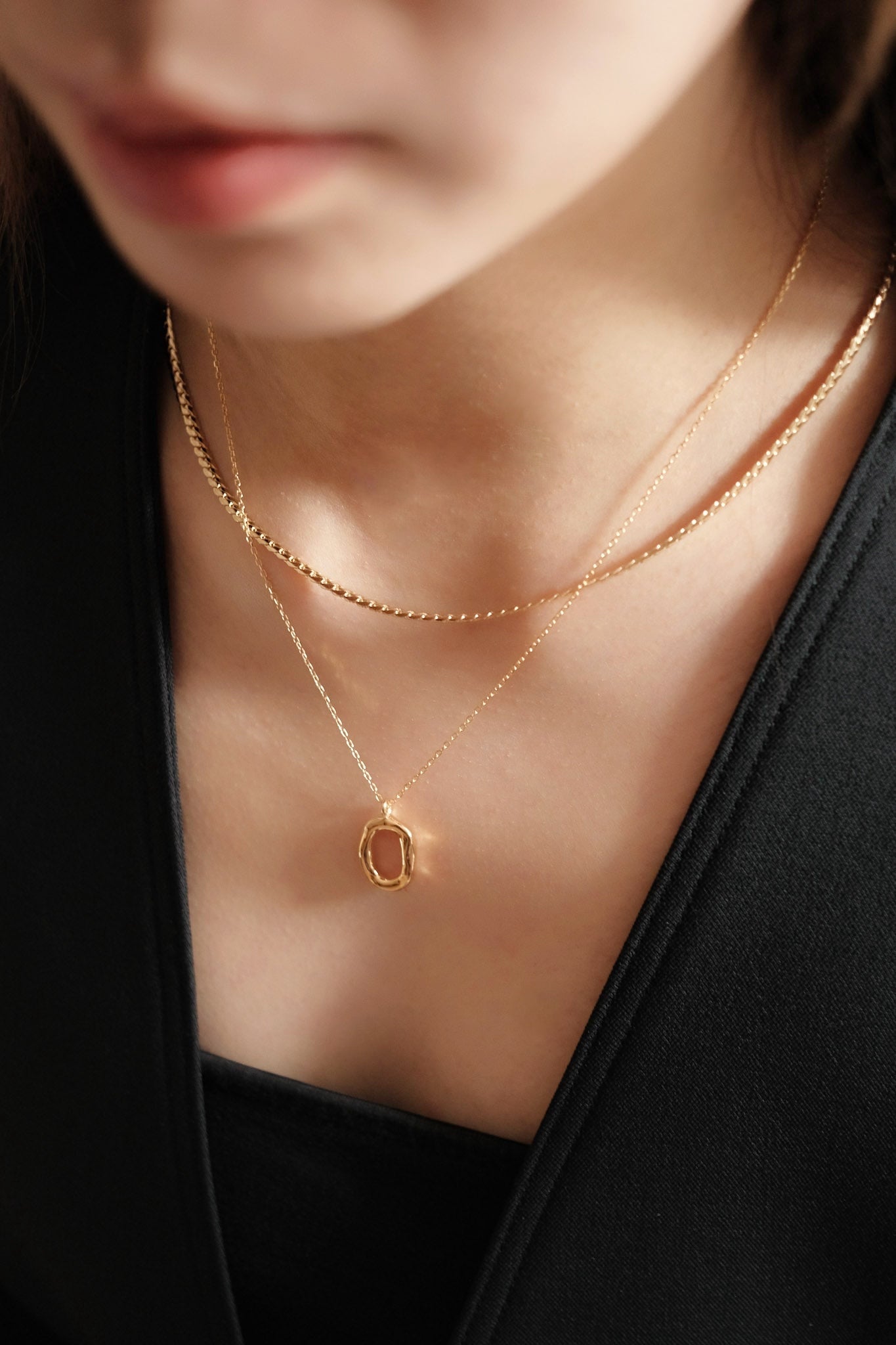 18K Simple Oval Necklace - NOV ACCESSORIES