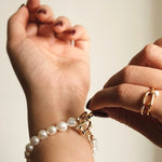 Classy Baroque Pearl Bracelet - NOV ACCESSORIES