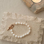 Classy Baroque Pearl Bracelet - NOV ACCESSORIES