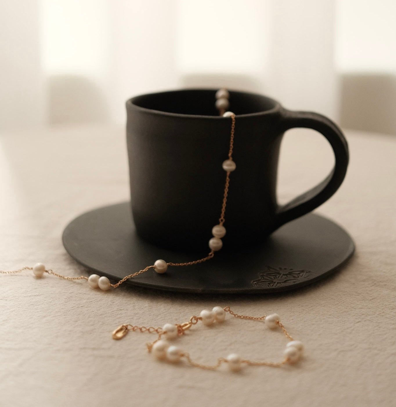 Glamorous Pearl Necklace - NOV ACCESSORIES